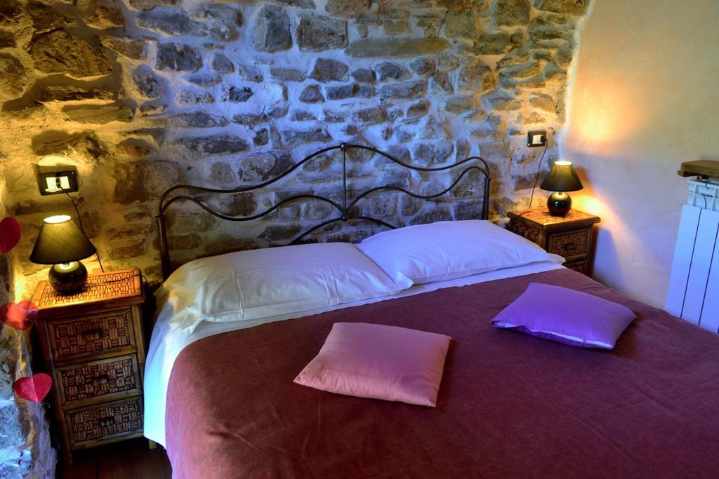 B&B Da Marta Apricale Rum bild