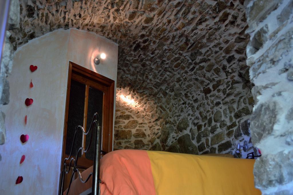 B&B Da Marta Apricale Rum bild